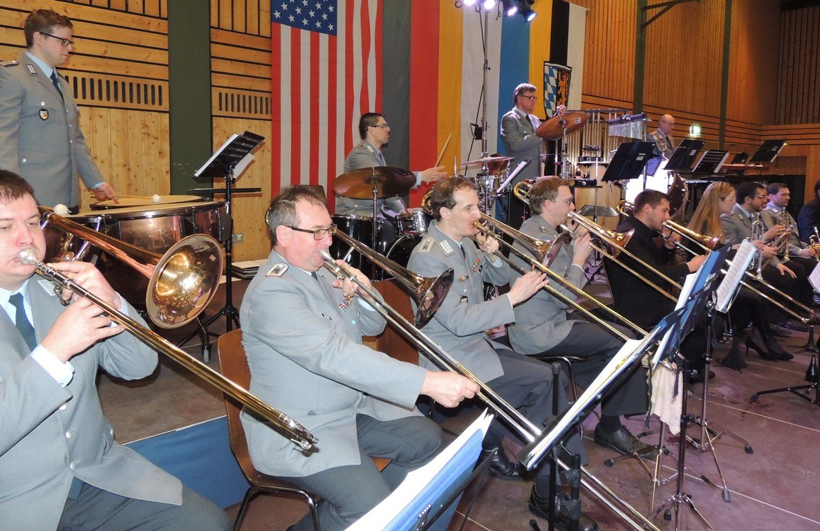 Reservistenmusikzug Oberpfalz gibt sein Debüt in Grafenwöhr