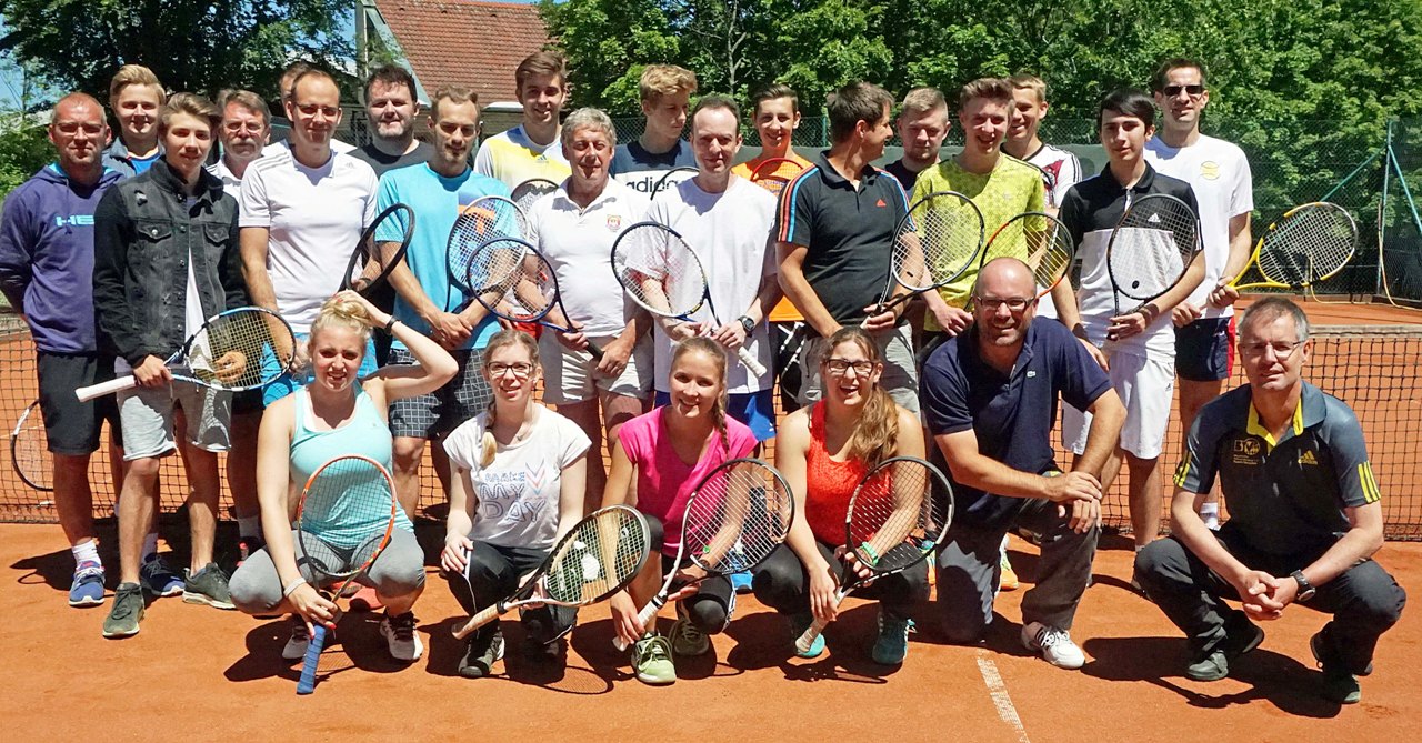 17 „neue Motoren“ für die Tennisvereine ausgebildet