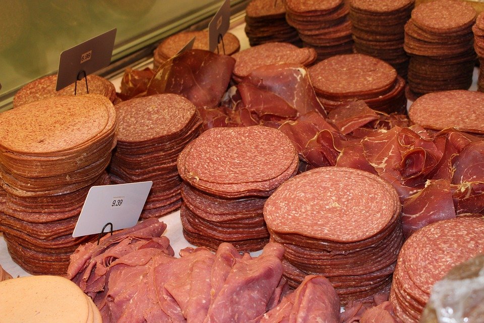Polizei sucht Wurstdiebe in Kemnath