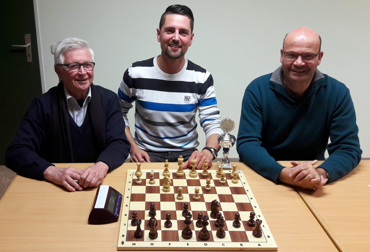 Alexander Graf Stadtmeister im Schach