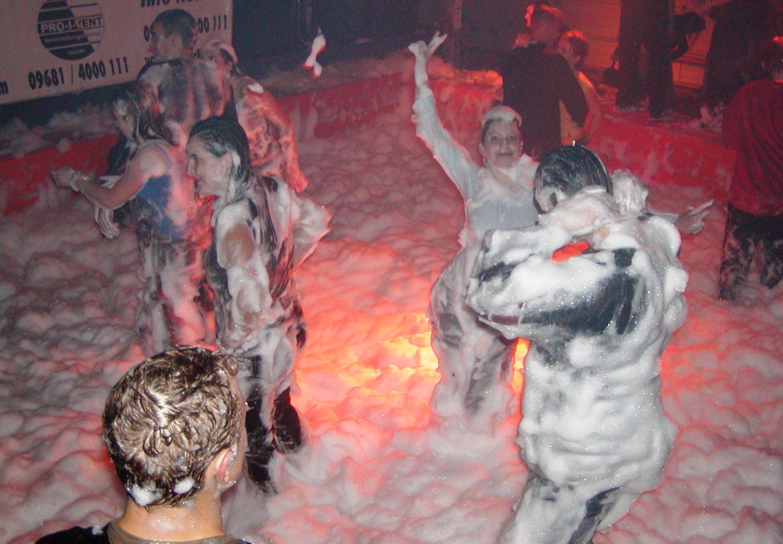 Kinder-Schaumparty in Wurz