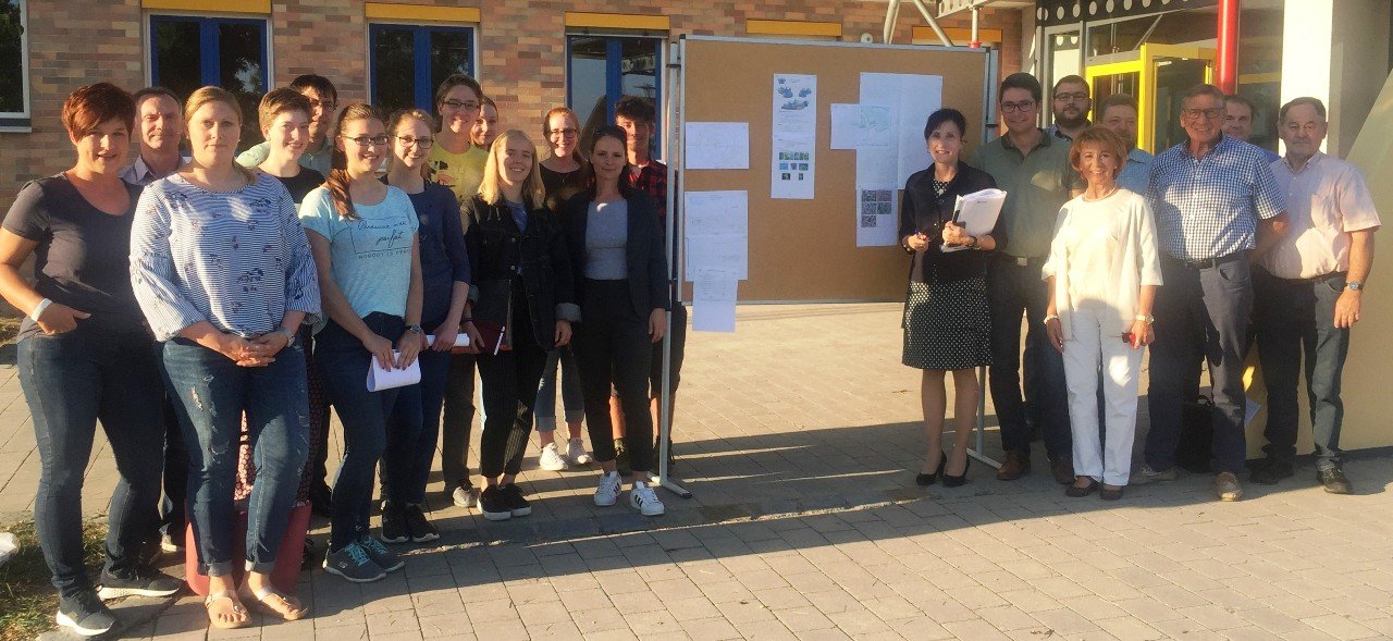 Neustädter Schüler gestalten Grundschul-Pausenhof um