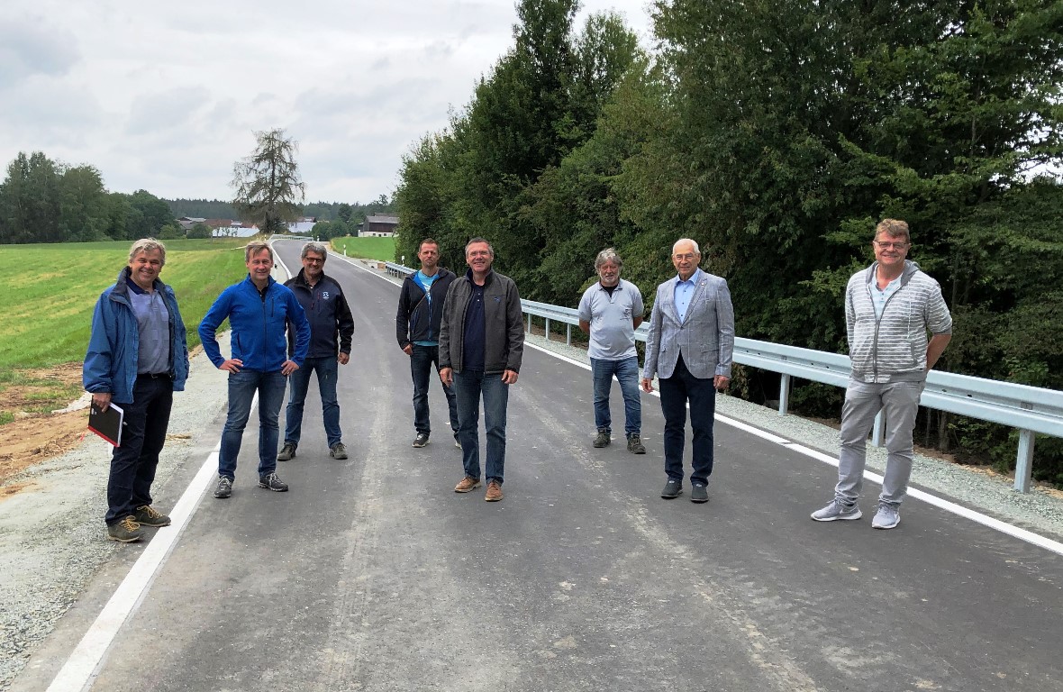 Gemeindeverbindungsstraße wieder hergestellt
