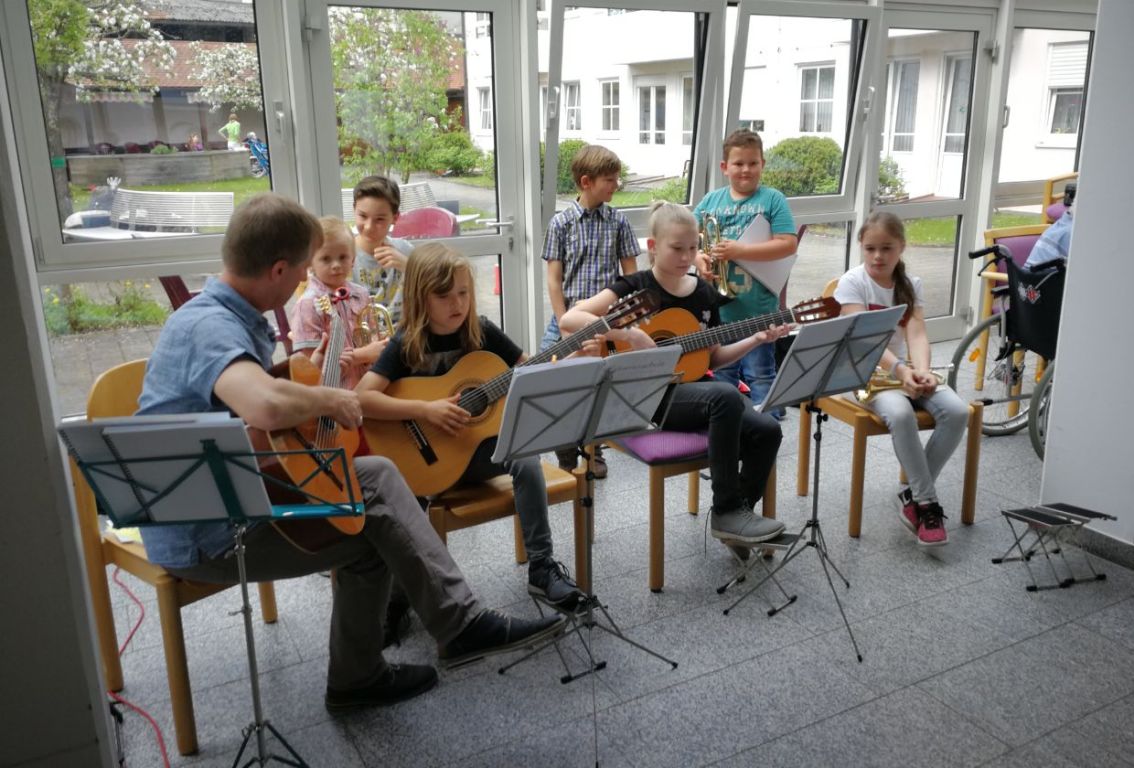 Ein bunter Strauß bekannter Melodien