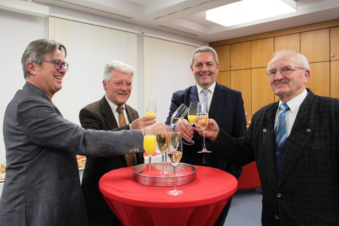 214 Jahre Ehrenamt: Sparkasse vergibt Bürgerpreis