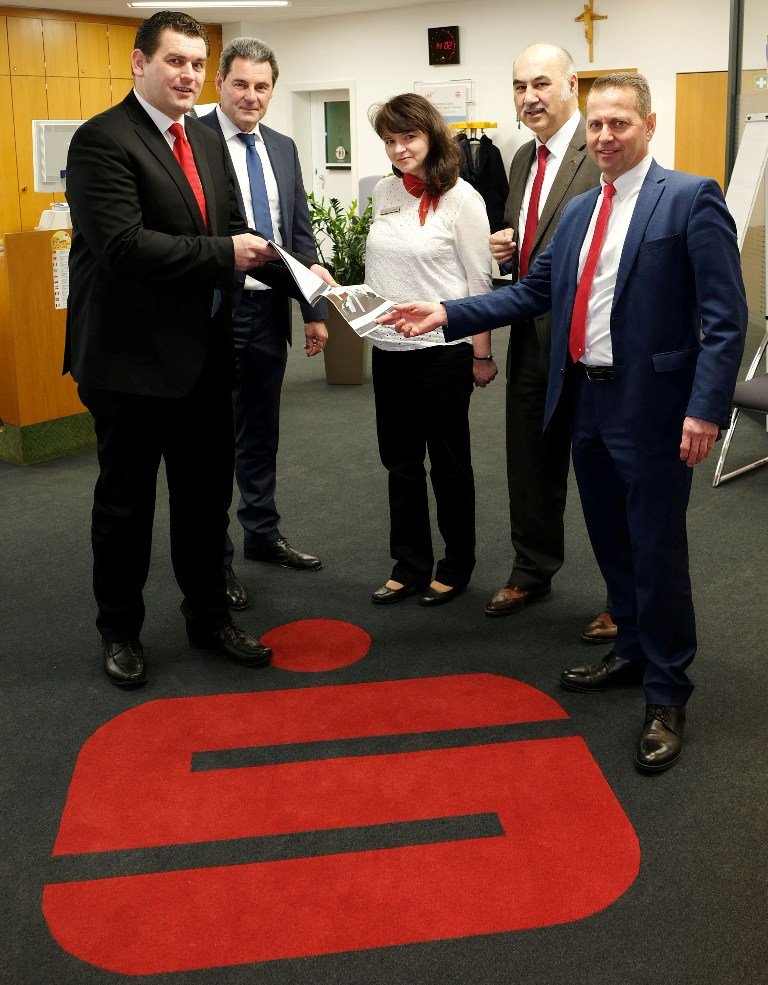 Sparkasse Mantel – neu und modern