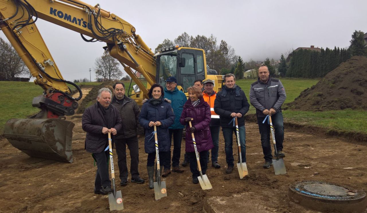 Erster Spatenstich im Baugebiet „West“