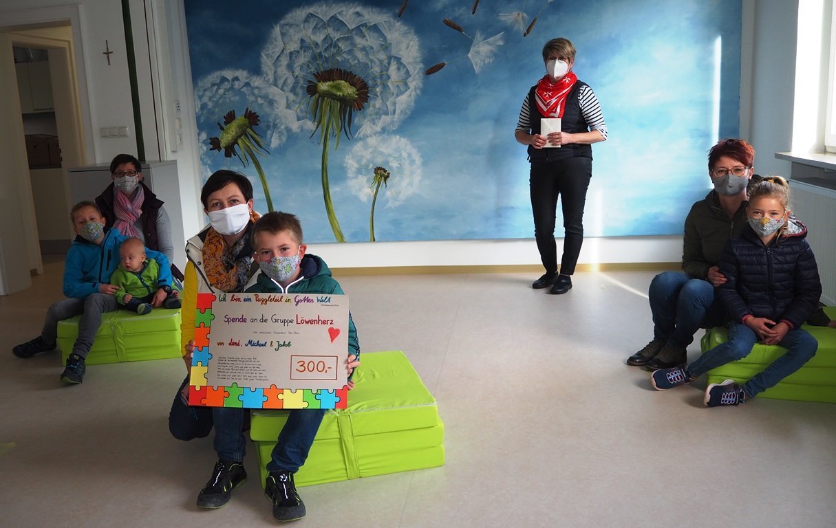 Kommunionkinder spenden für Hospiz