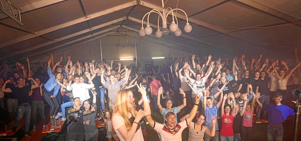 Party pur beim Sportplatzfest