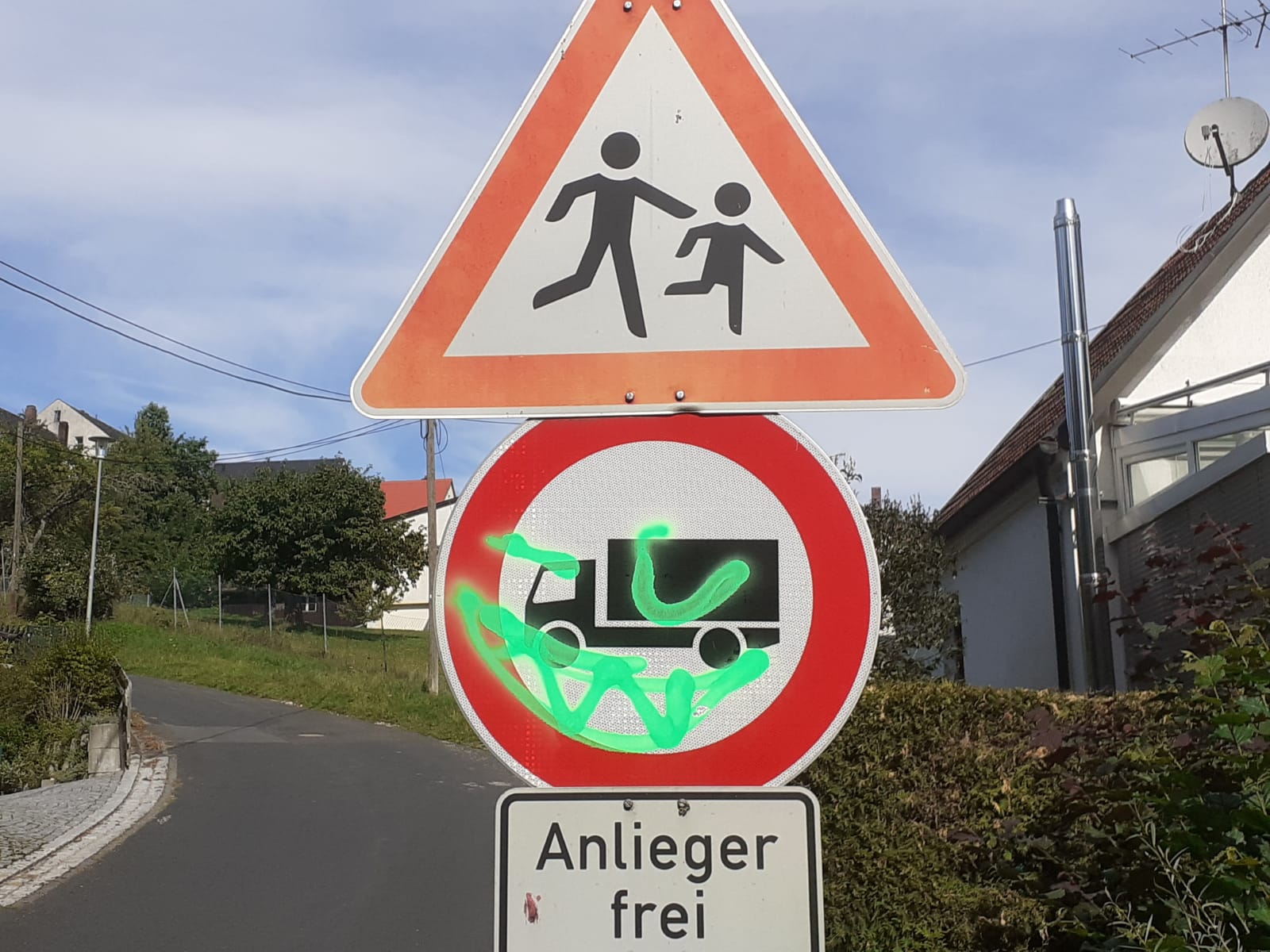 Viel Schaden, ein Sprayer – Stadt setzt Belohnung aus