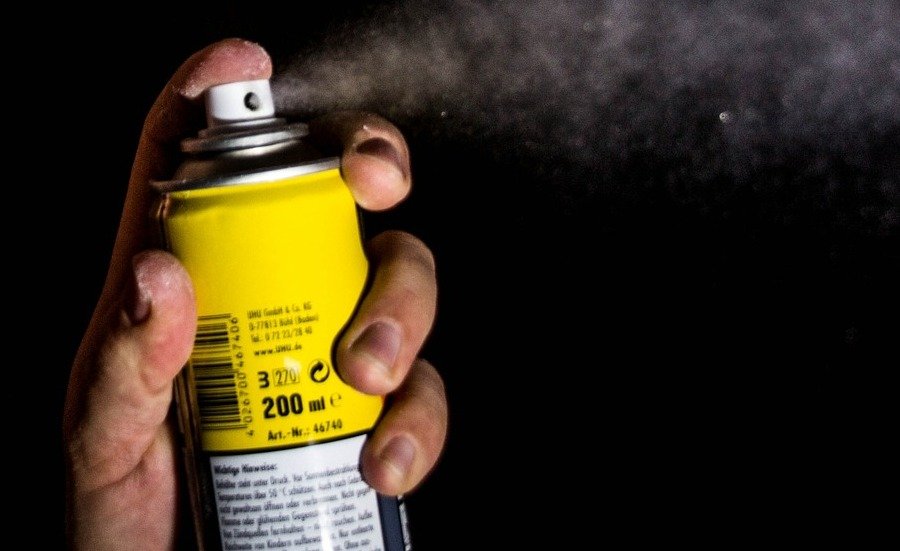Schaden wegen Graffitisprayern