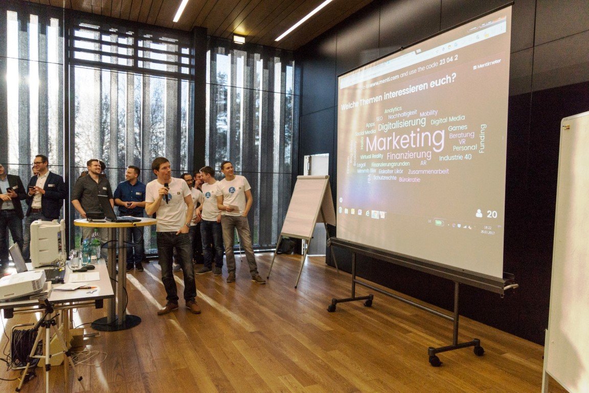 Netzwerken beim StartUp-Day: Die Nacht wird zum Tag
