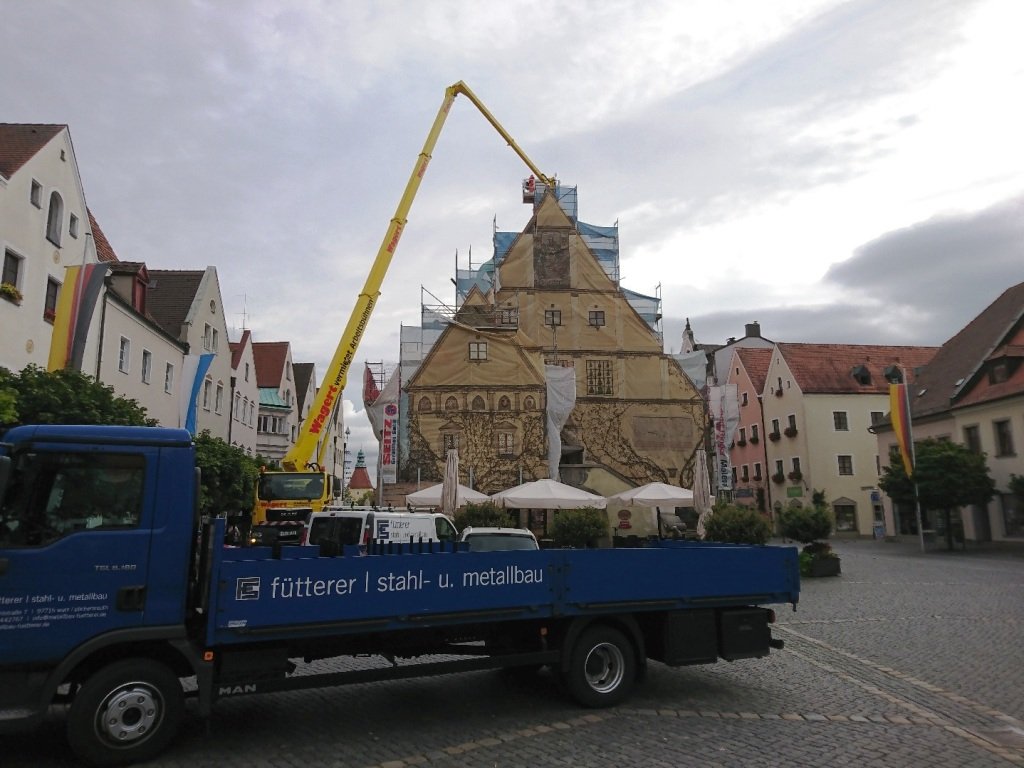 Weidener Storch hat wieder ein Zuhause