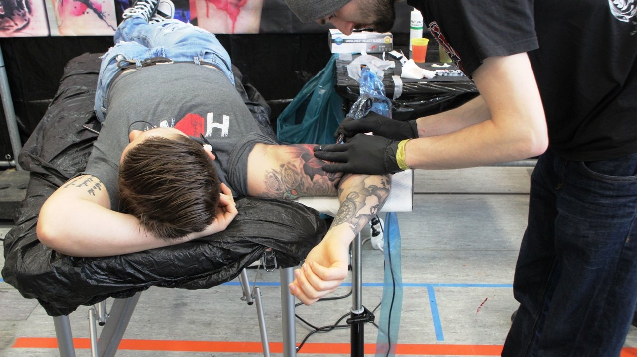 Tattoo-Weekend in Grafenwöhr: Eldorado für Freunde der Körperkunst