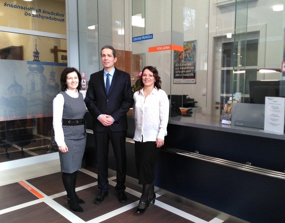 Volksbank Raiffeisenbank eröffnet neue Filiale in Karlsbad