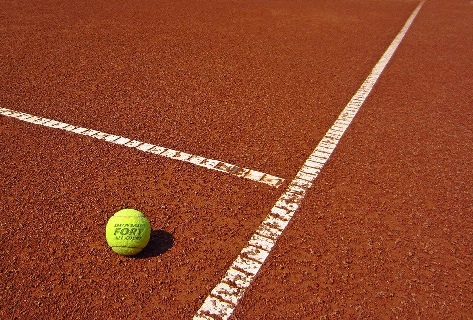 Einbruch in Tennisheim