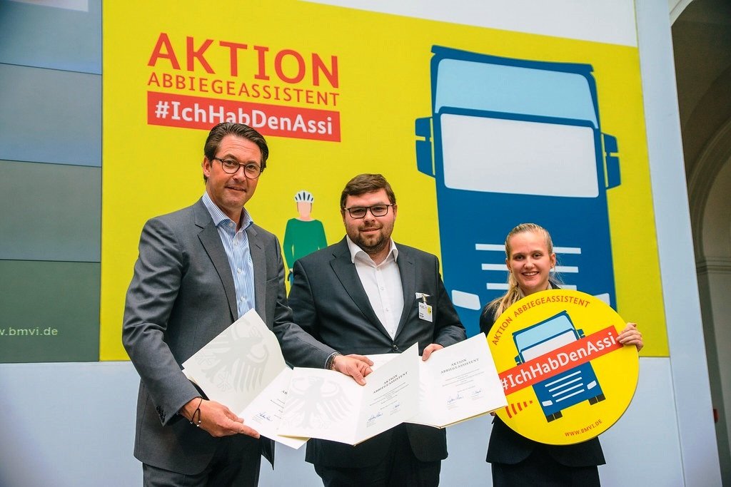 Aktion Abbiegeassistent: Bergler Gruppe offizieller Sicherheitspartner des BMVI