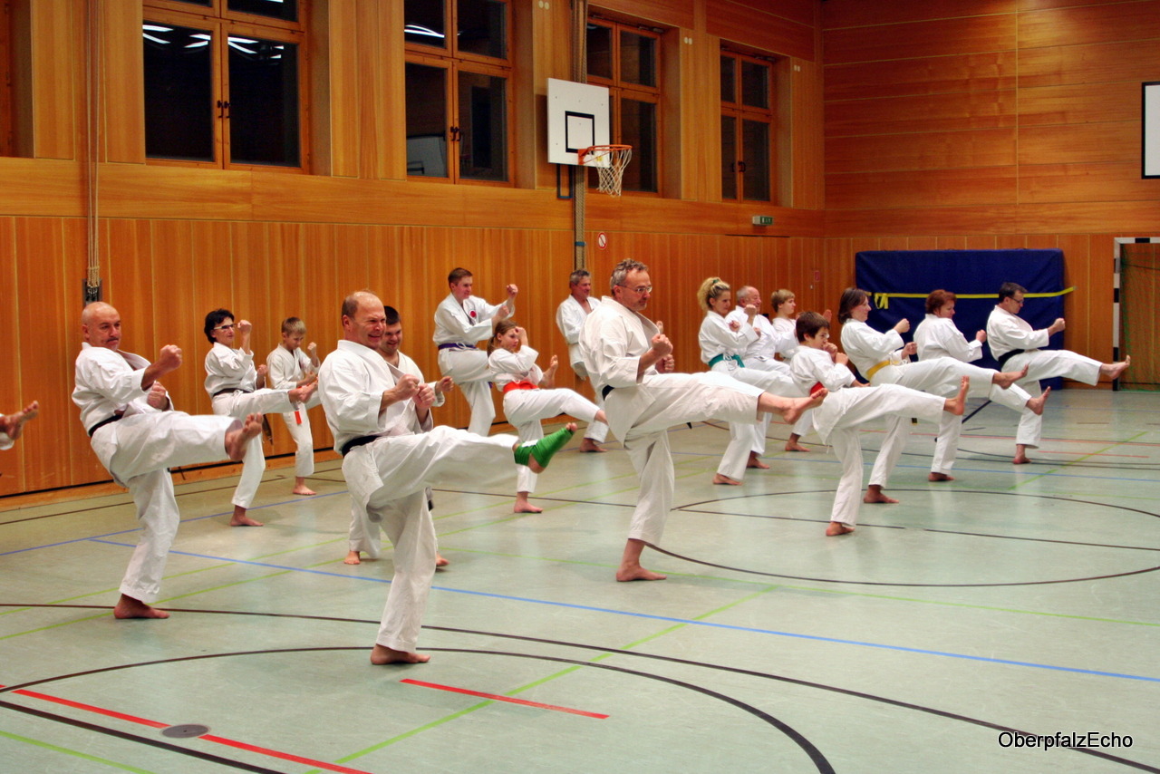 Karate mit Shiatsu- und Hüttenabenden