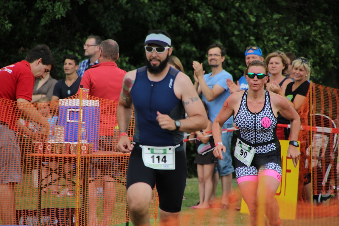 Über 100 Sportler beim Volkstriathlon in Pressath