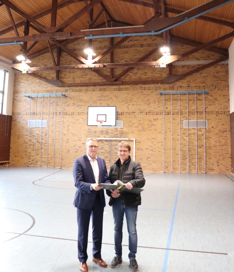 20 helle Jahre für Turnhalle Tirschenreuth