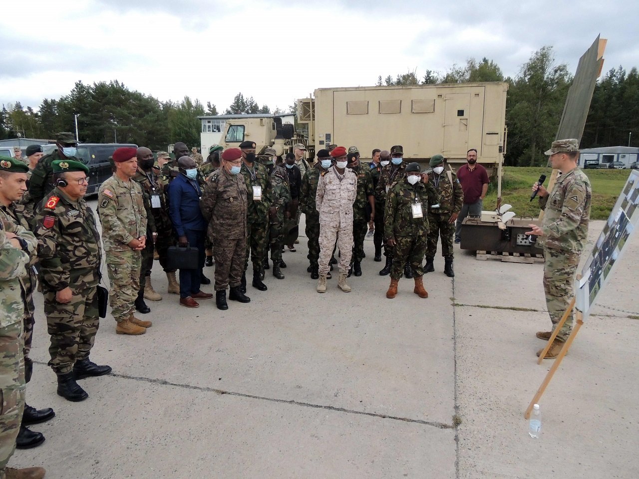 Afrikanische Generäle zu Gast: Anregungen für militärische Ausbildung