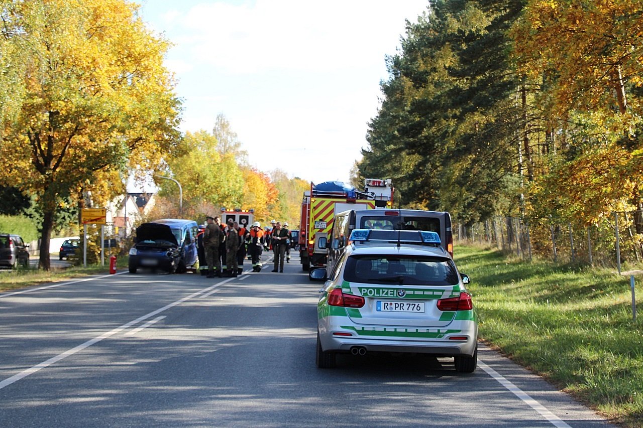 Zwei Verletzte bei Unfall auf B299 in Grafenwöhr