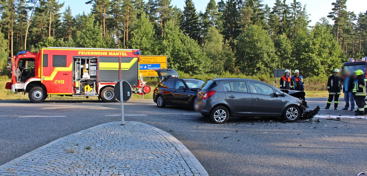 Schwerer Verkehrsunfall bei Weiherhammer