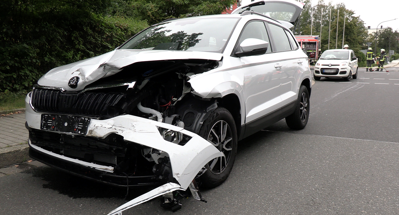 Spektakulärer Unfall sorgt für Aufsehen