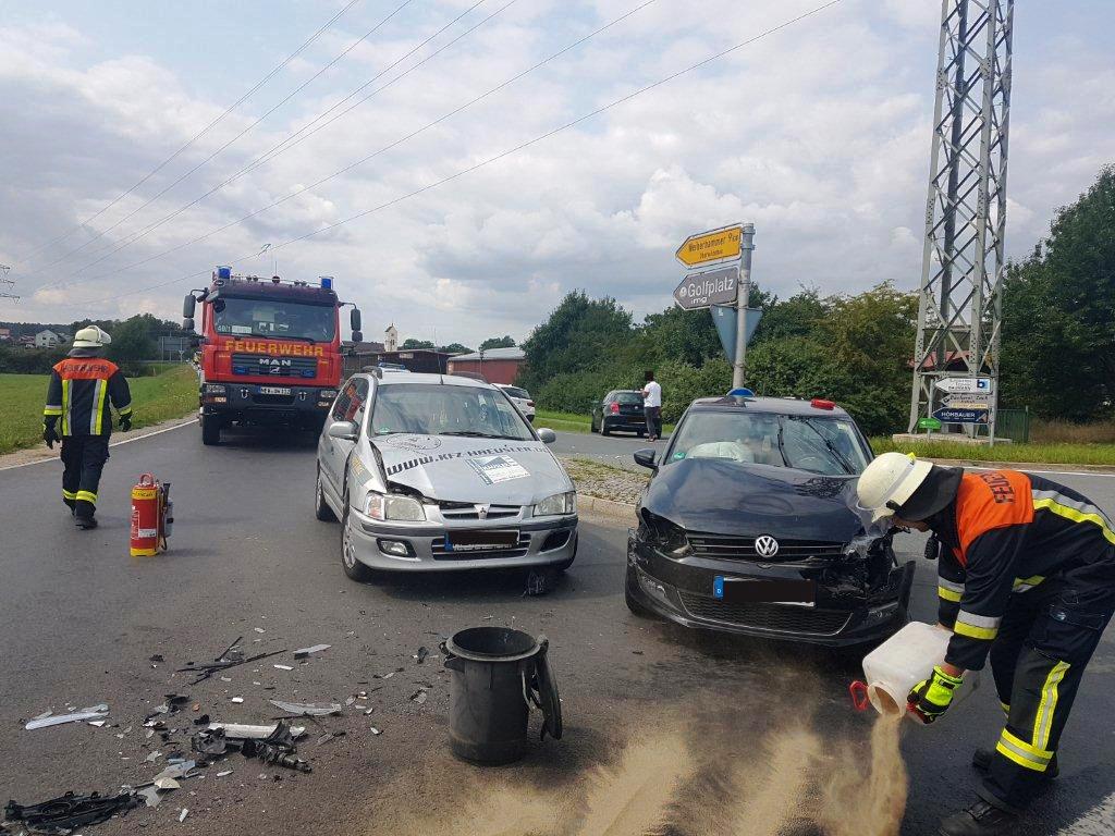 Unfall bei Unterwildenau: Drei Autos beteiligt