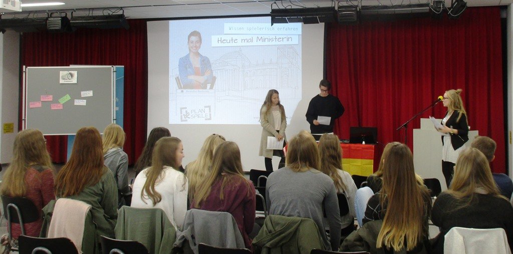 Demokratie (er)leben in der Mitte Europas: Schüler versuchen sich in Politik