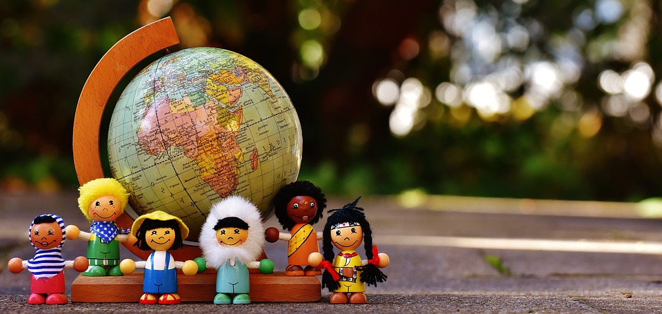 Gastfamilien gesucht: Jugendliche aus aller Welt zu Besuch
