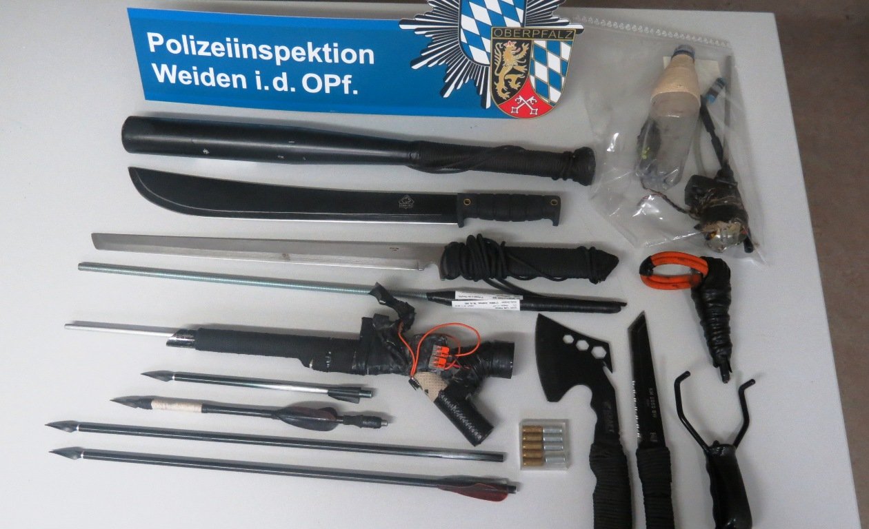 Zerstörungswut, Drogenküche, Waffenlager
