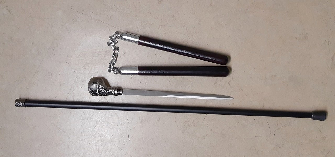 Waffe getarnt als Spazierstock