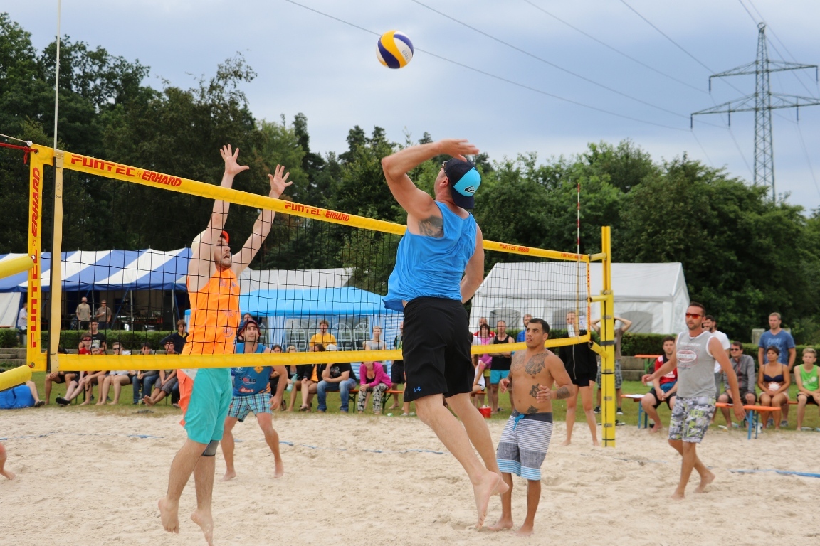 Waldbadcup 2016: Baggern und Schmettern zum Sieg