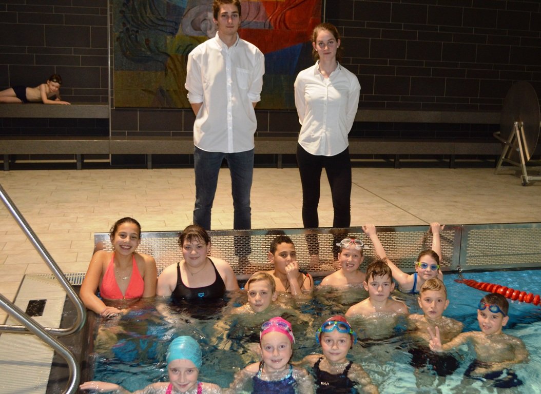 Zwei neue Schwimm-Ausbilder bei der Eschenbacher Wasserwacht