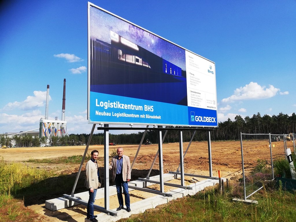 Im Weberschlag rollen die Baumaschinen