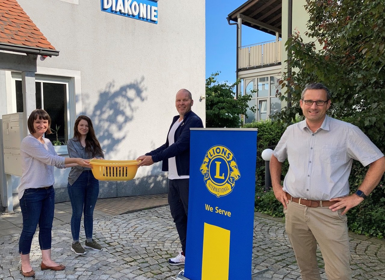 Dank Pop-Up Store: Neue Waschmaschine fürs Frauenhaus