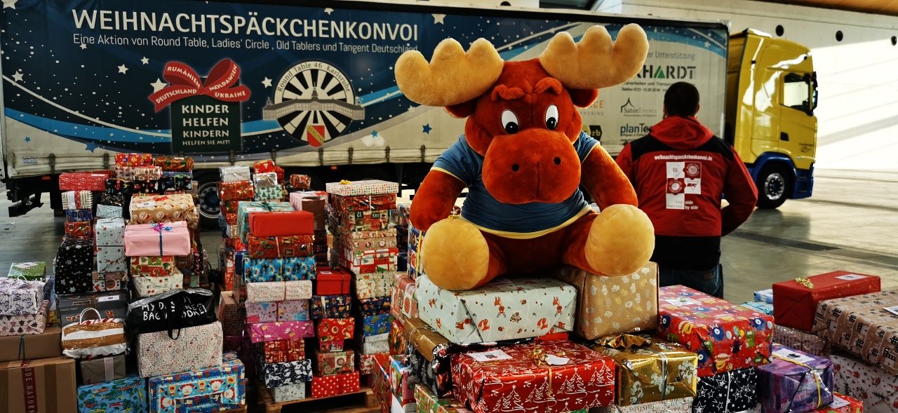 Weihnachtspäckchenkonvoi startet