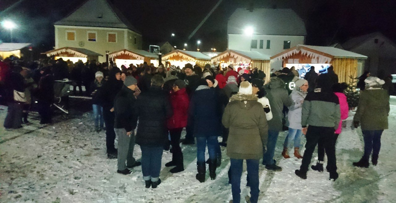 Senioren-Fahrt zum Christkindlmarkt nach Landshut
