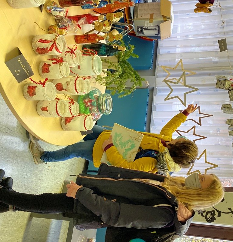 Für ein wenig Adventsstimmung: Weihnachtsshop statt Wintermarkt