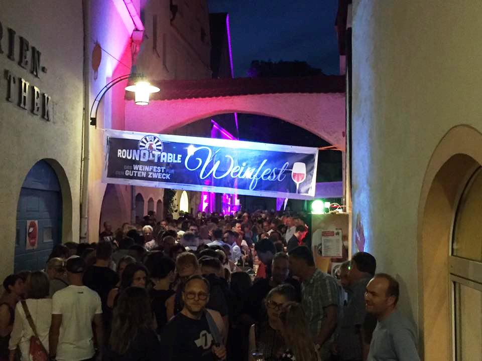 Gute Stimmung – Guter Wein – Guter Zweck