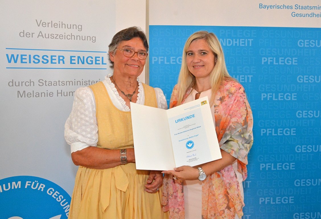 Weißer Engel: Hospizbegleiterin Monika Wilzek