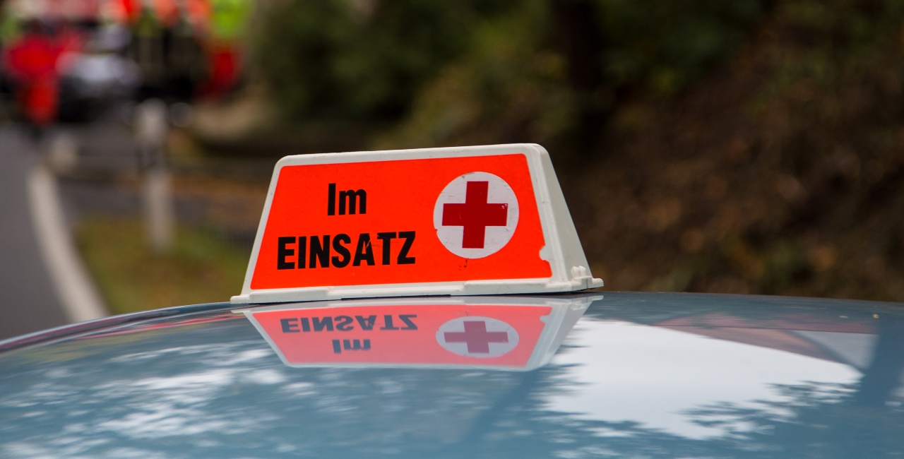 Rollerfahrer schwer verletzt
