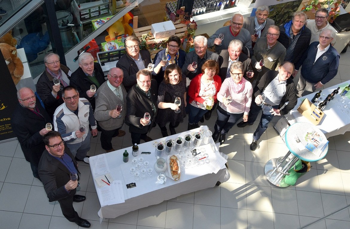 Oberpfälzer und Wein-Quartett der See-Weidener: „Prost“ auf die Freundschaft