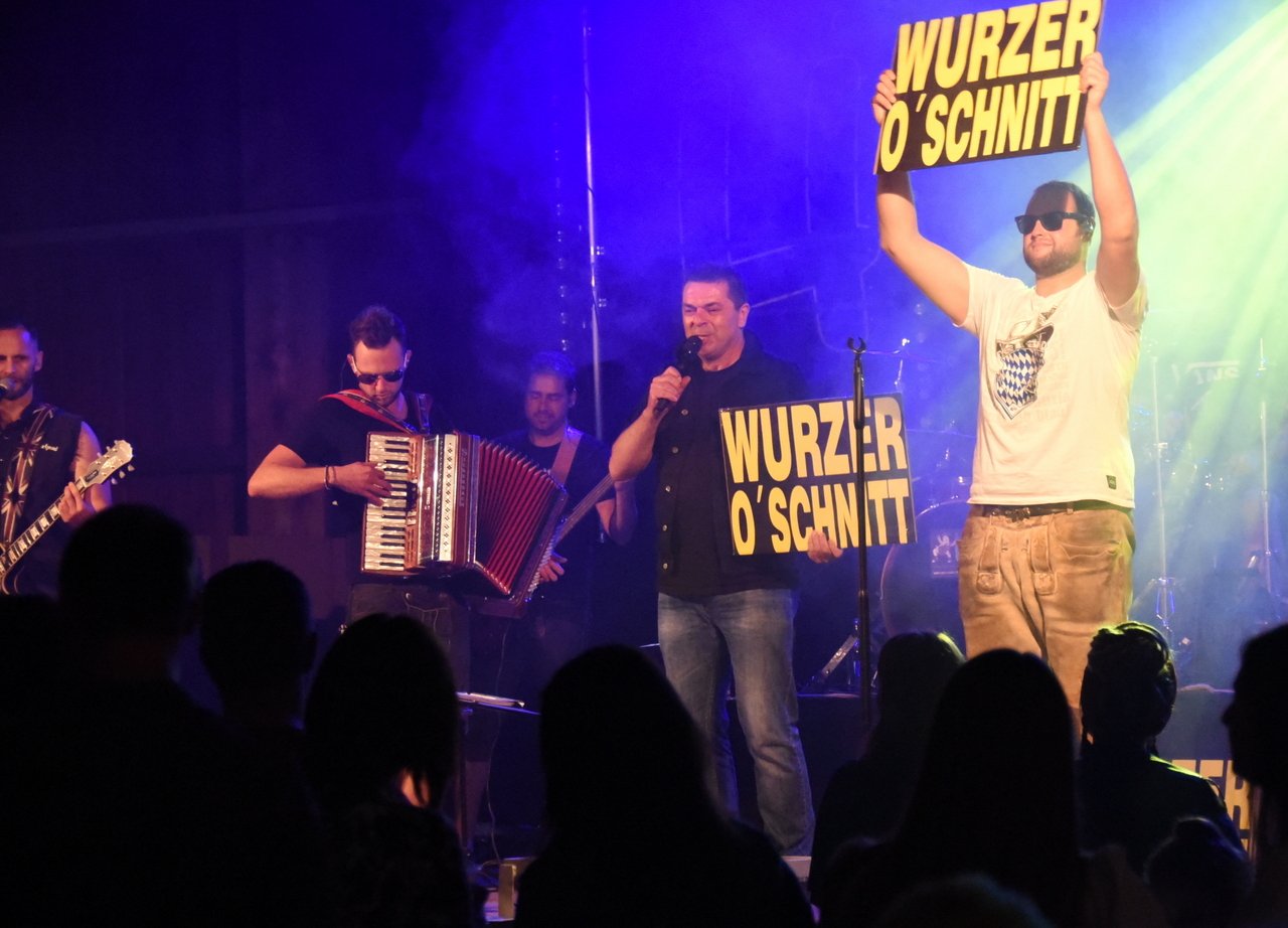 Shuttle-Busse zum Wurzer O`Schnitt