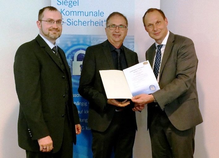 Weiden erhält Siegel „Kommunale IT-Sicherheit“