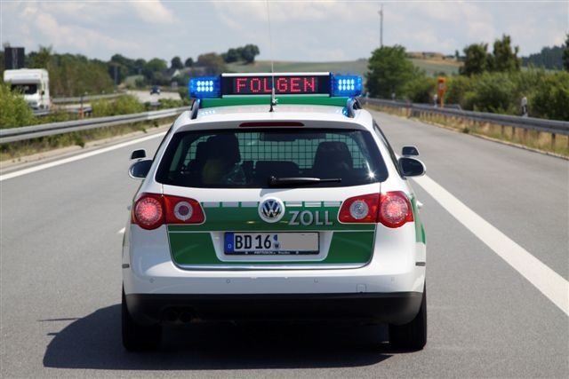 Waidhauser Zöllner fassen flüchtende Drogenschmuggler