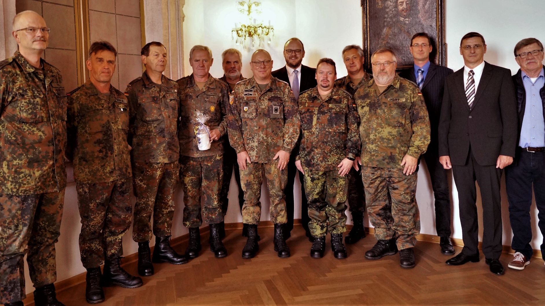Beförderung für Oberst Johann Bauer