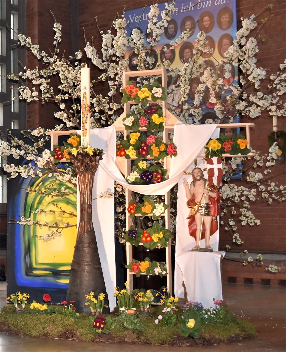 Familiengottesdienst: Auferstehen heißt – Steh auf!