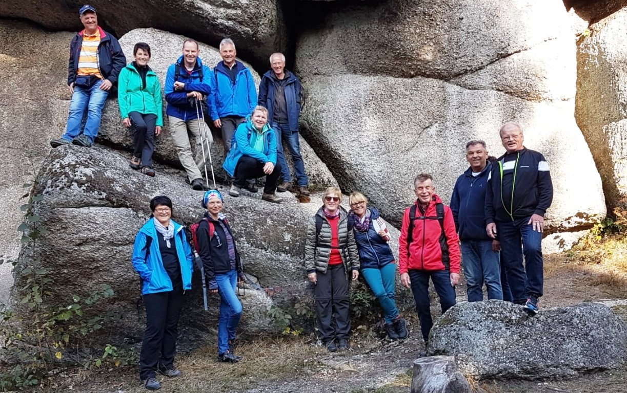 Pistenschwinger – auch beim Wandern gute Figur